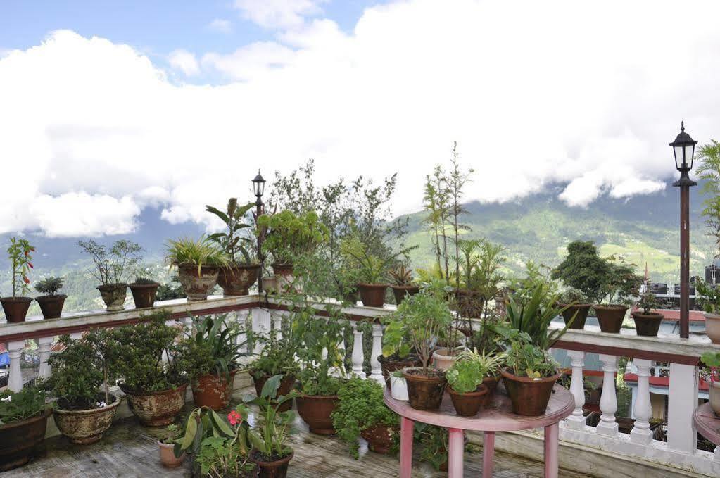 Sai Kripa Hotel Gangtok Buitenkant foto